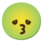 وجه يقبّل + وجه مشمئز
