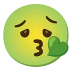 وجه يرسل قبلة + وجه مشمئز