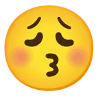 وجه يقبّل بعينين مغلقتين + وجه مجهد