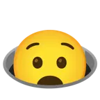 udręczona twarz + otwór