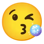 وجه يرسل قبلة + الكرة المضيئة