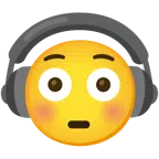 cuffie + faccina imbarazzata