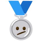 medaglia d’argento + faccina perplessa