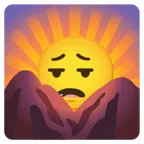 Sonnenaufgang über Bergen + Gesicht, das ausatmet