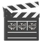 ciak + balena che spruzza acqua