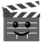 ciak + faccina con sorriso accennato