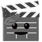 ciak + faccina che fa il saluto