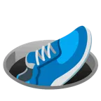 Loch + Sportschuh