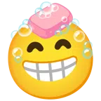 sabonete + rosto contente com olhos sorridentes