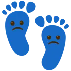 huellas de pies + cara con el ceño ligeramente fruncido