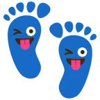 huellas de pies + cara sacando la lengua y guiñando un ojo