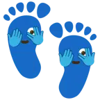 huellas de pies + cara tapada con ojo espiando